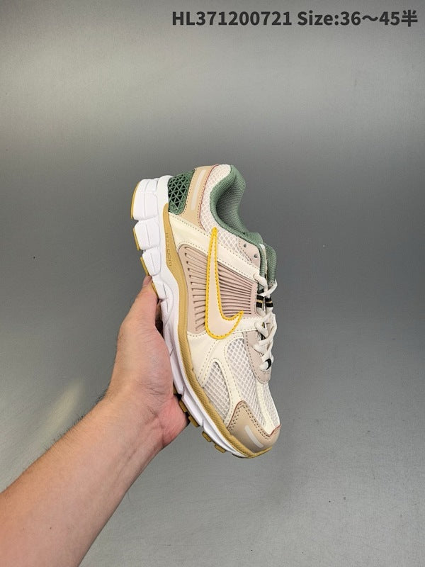Zoom Vomero 5 Retro Casual Sport: HF0731-007