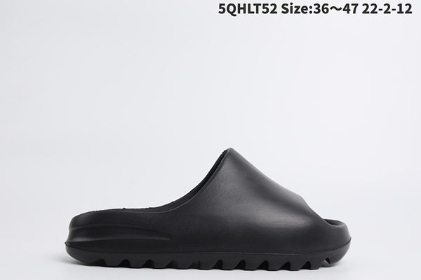 YEEZY SLIDE EVA