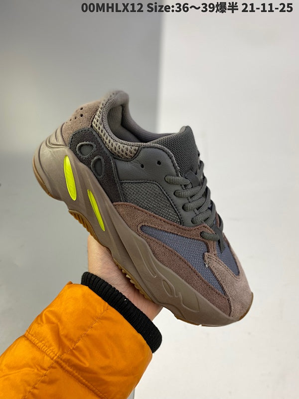Yeezy Boost 700v2 700 Rétro Chaussure Running
