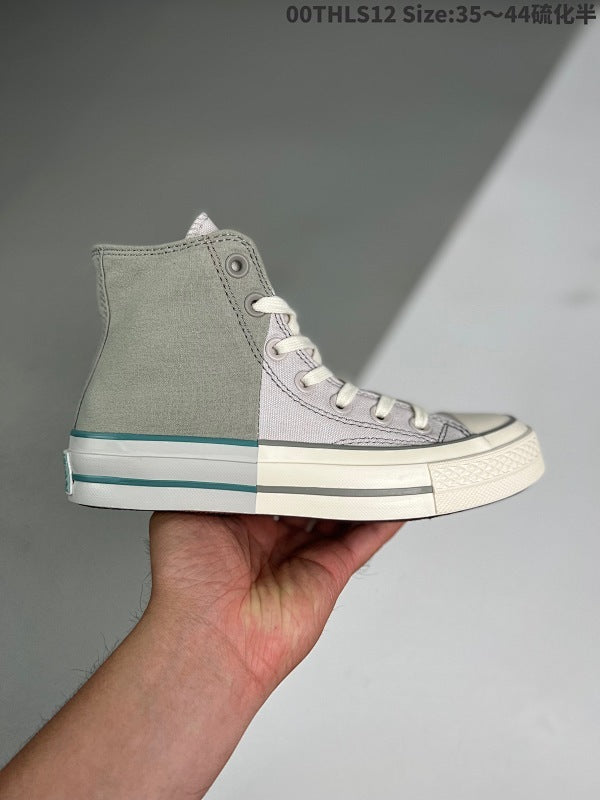 Chuck 70s