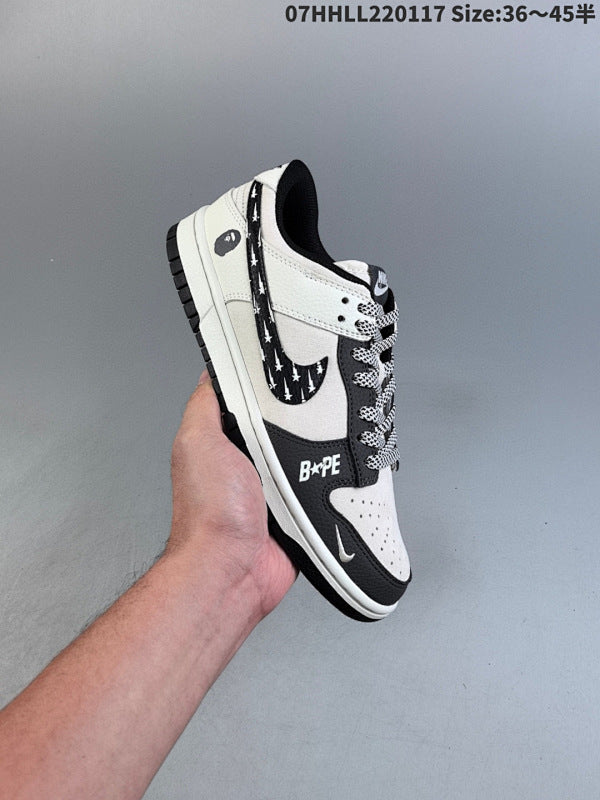 Stussy x Dunk SB Low x DM6868-036