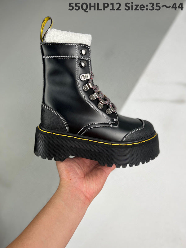 Dr. Martens 2696 Low 5