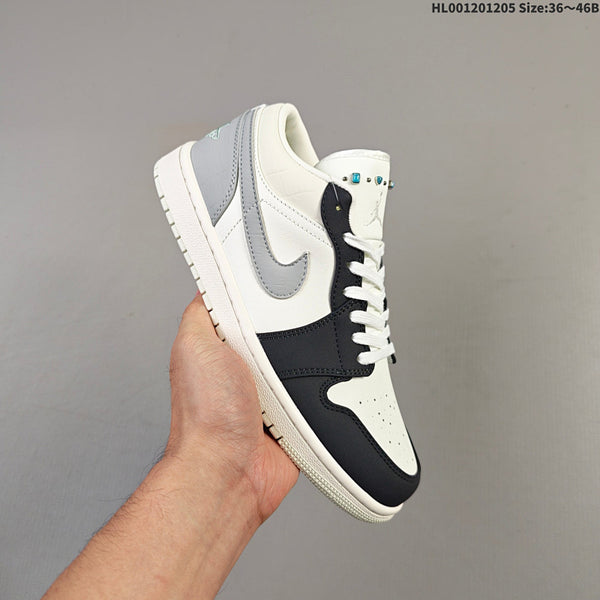 Air Jordan 1 Low "Soft Pearl" Low IO2242-101