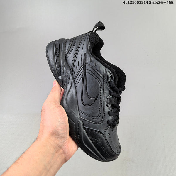 Air Monarch IV Versatile Non-Slip Low Casual: 415445-102