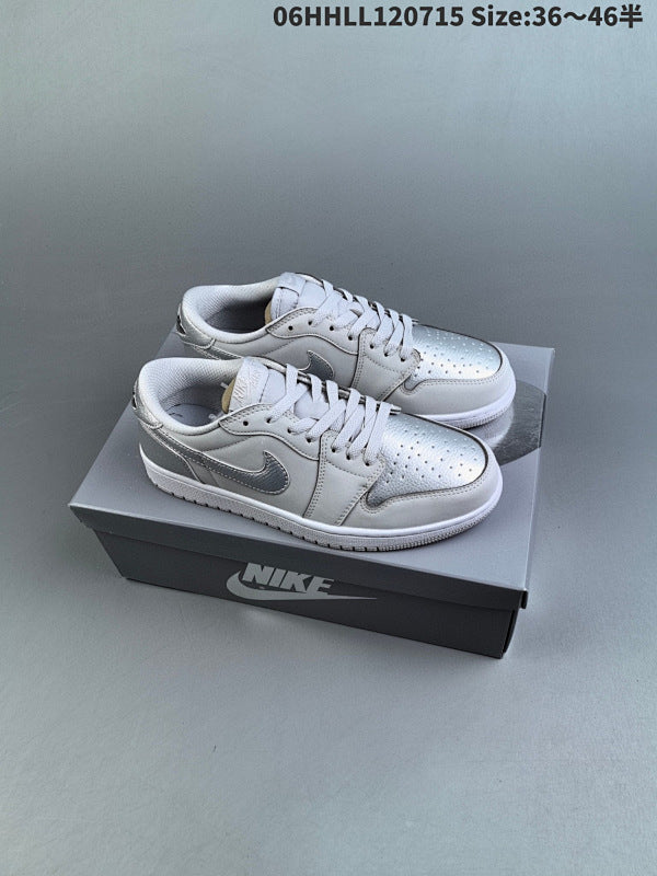 Air Jordan 1 Low OG "Metallic Silver" Low