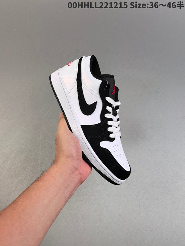 Air Jordan 1 Low "Panda" Low HF3188-106