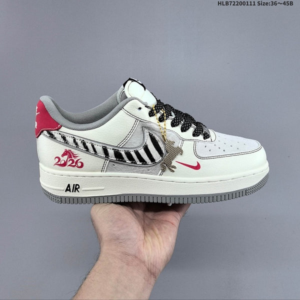 AIR FORCE 1‘07 LV8 Édition Limitée Année du Cheval XT6998-102