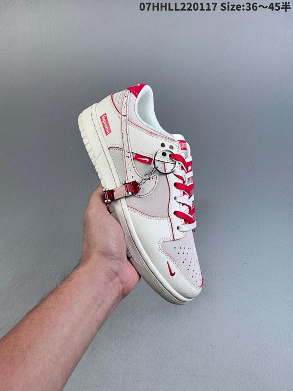 Stussy x Dunk SB Low x DM6868-036