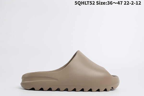YEEZY SLIDE EVA