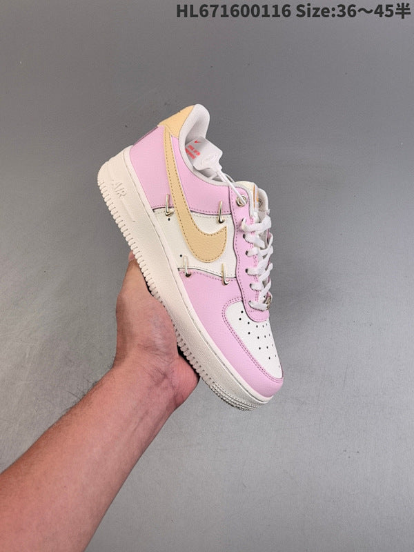 AIR FORCE 1‘07 LX Low lB2574-600
