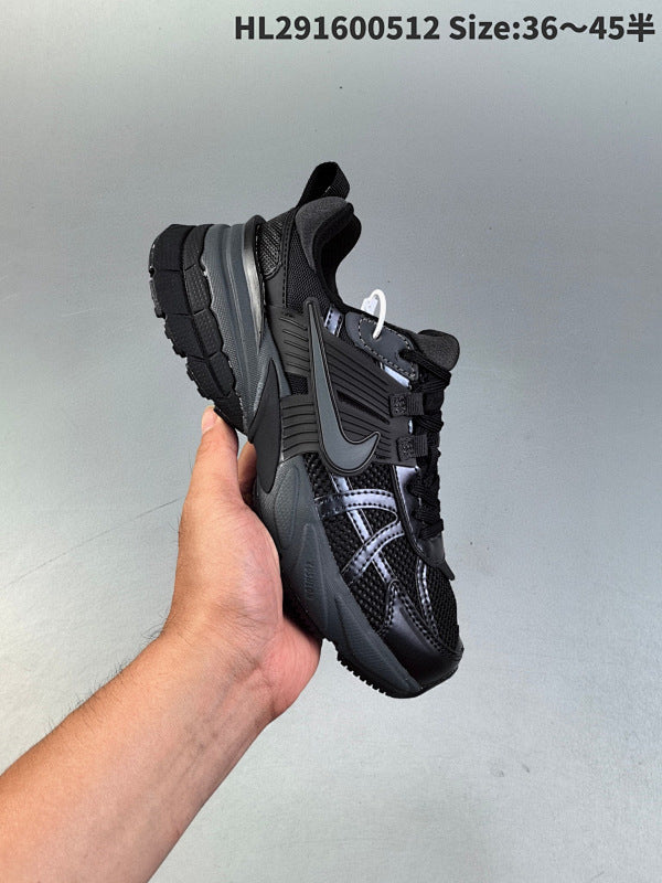 V2K Run Non-Slip Retro Low Running Shoe Retro FD0736-001