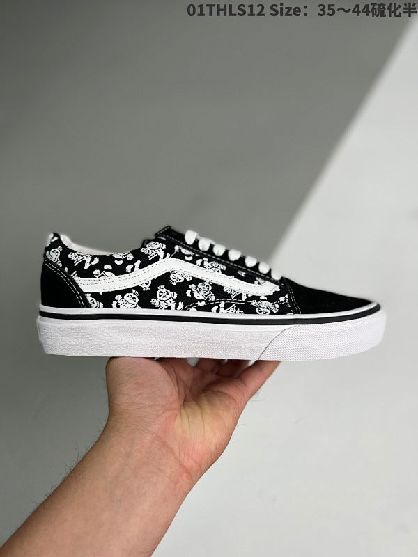 Classic Series Old Skool Low Sports Skate Shoe