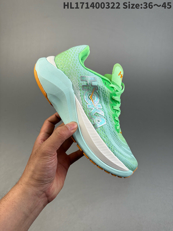 HOKA W MACH X