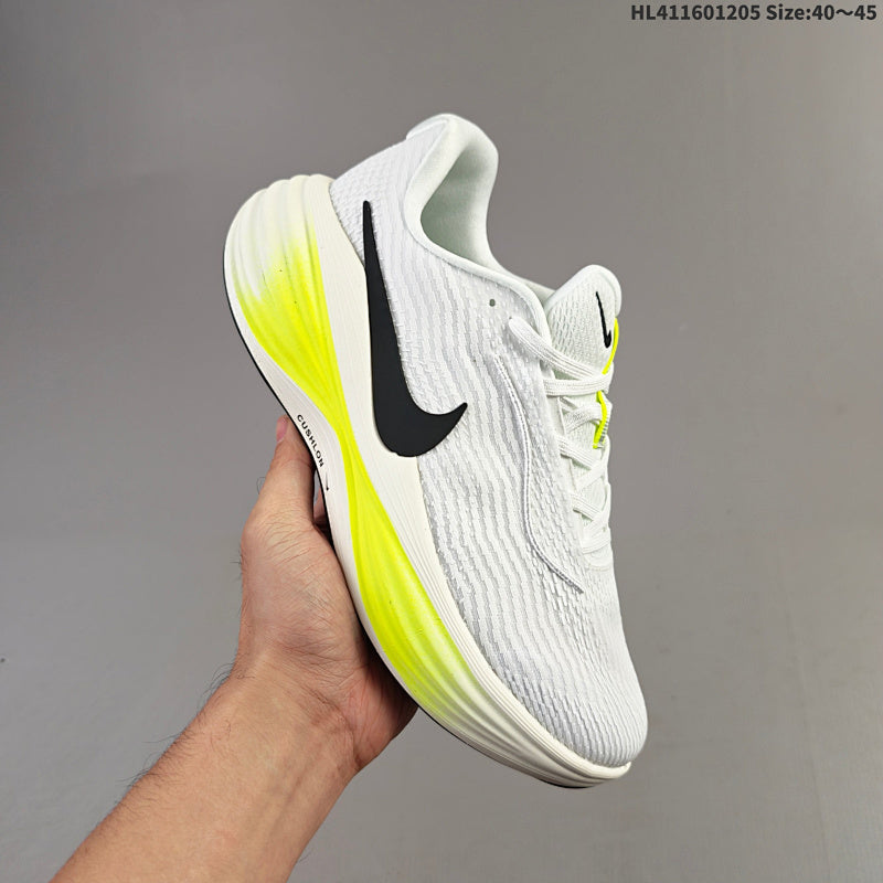 VOMERO Comfort Non-Slip Low ReactX Running Shoe: YC2661 007