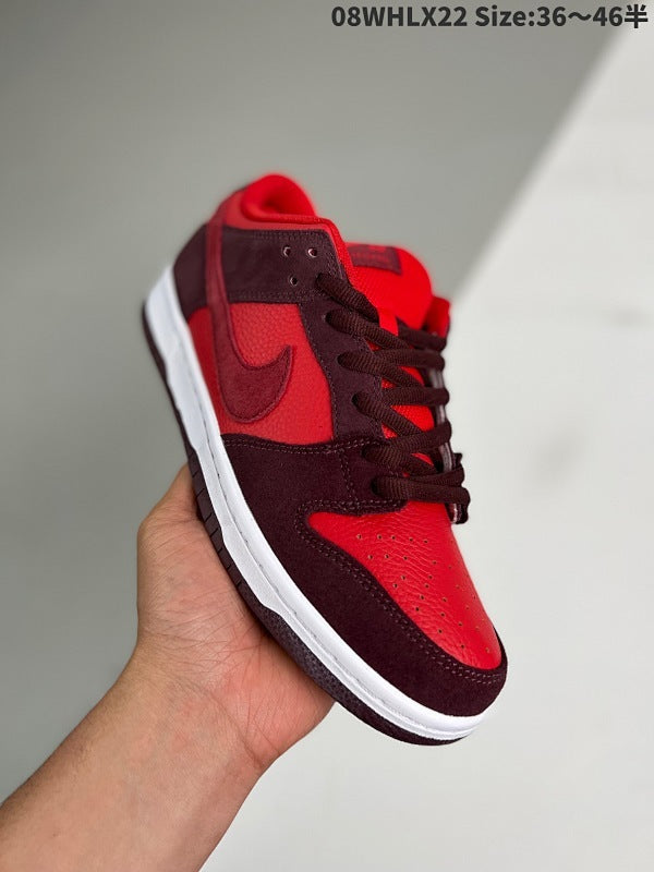 SB Dunk Low "Cherry" SB Low DM0807-600