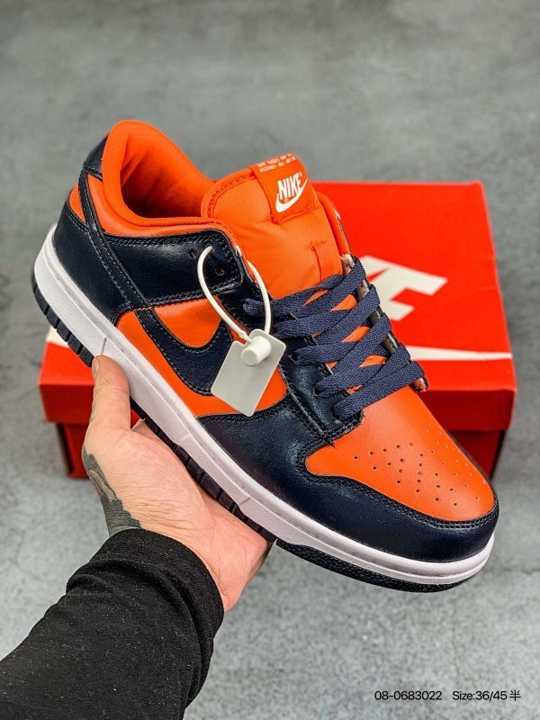 # SB Dunk Low Sport Sport
