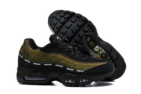Undefeated X Air Max 95 ‘Medium Olive 1895-LM10 EUR