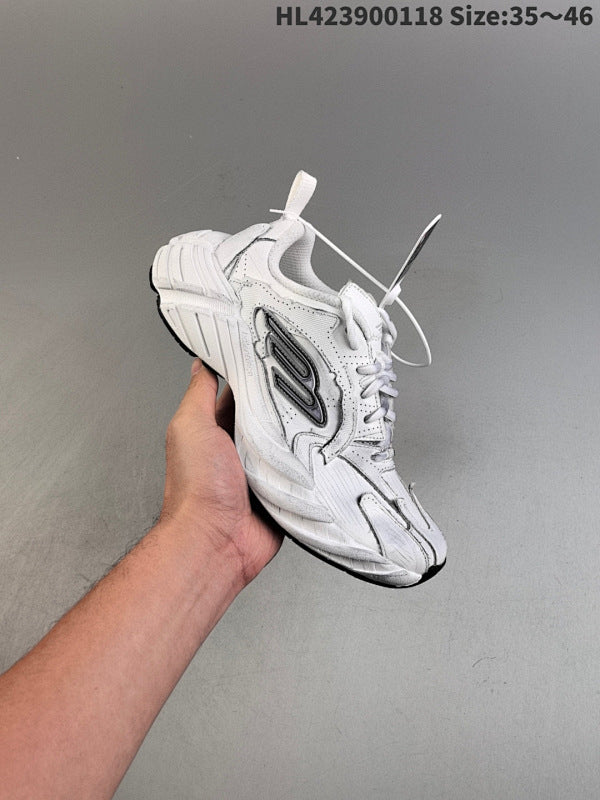 Monday Low Casual :825418 WDTSC 9110