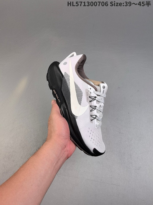 REACTX PEGASUS TRAIL 5 Next Nature Chaussure Running IB7667-001