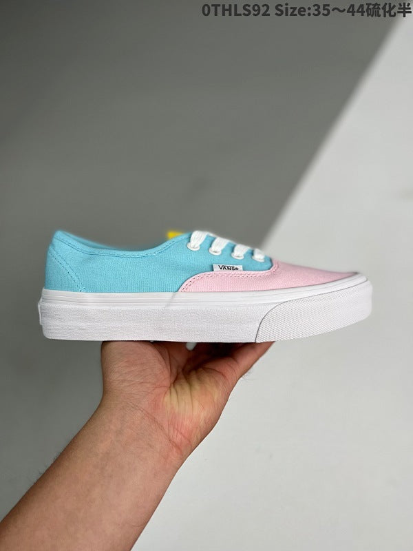 *V**s Authentic Low PastelBlockAuthentic