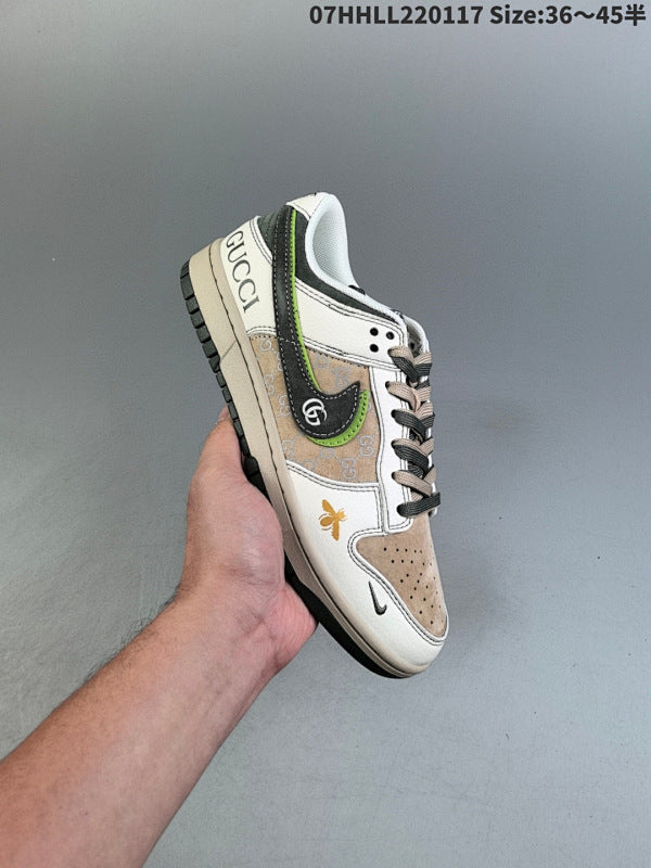 Stussy x Dunk SB Low x DM6868-036