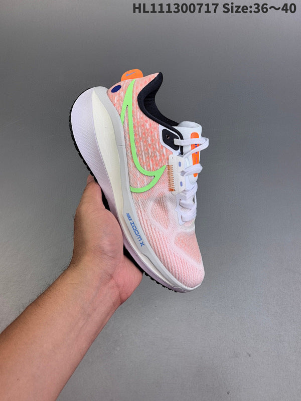 Air Zoom Vomero 17: FB8502