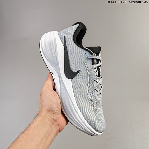 VOMERO Comfort Non-Slip Low ReactX Running Shoe: YC2661 007