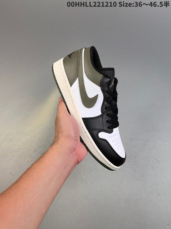 Air Jordan 1 Low "Medium Olive" Low 53558-092