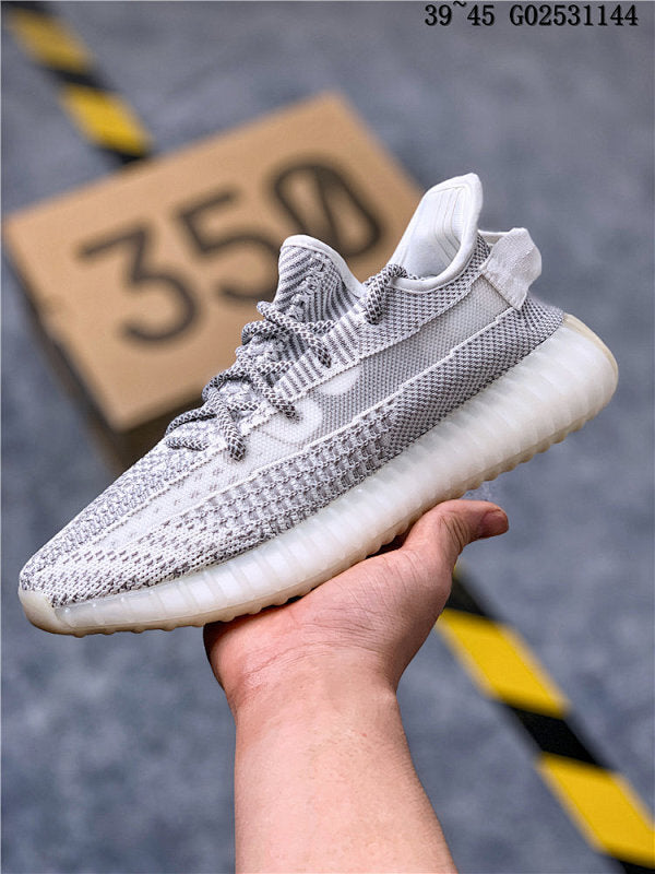 Limited Edition Yeezy Boost 350 V2 Versatile Casual Sport