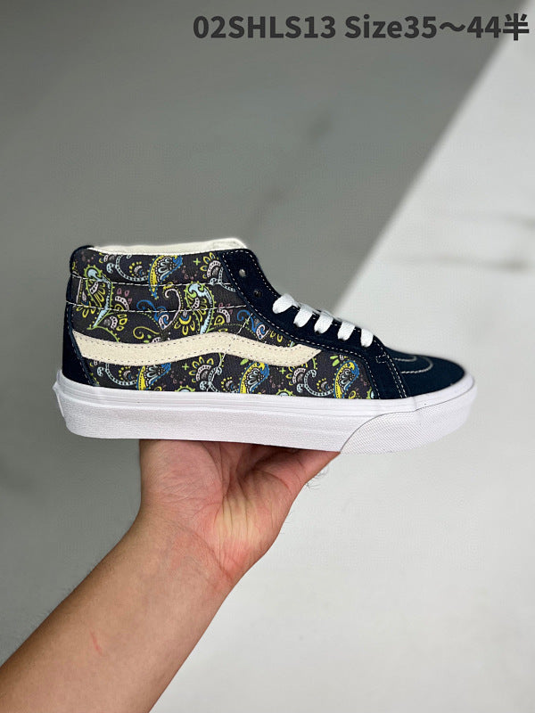 Sk8-Mid Retro Mid Skateboard Shoe